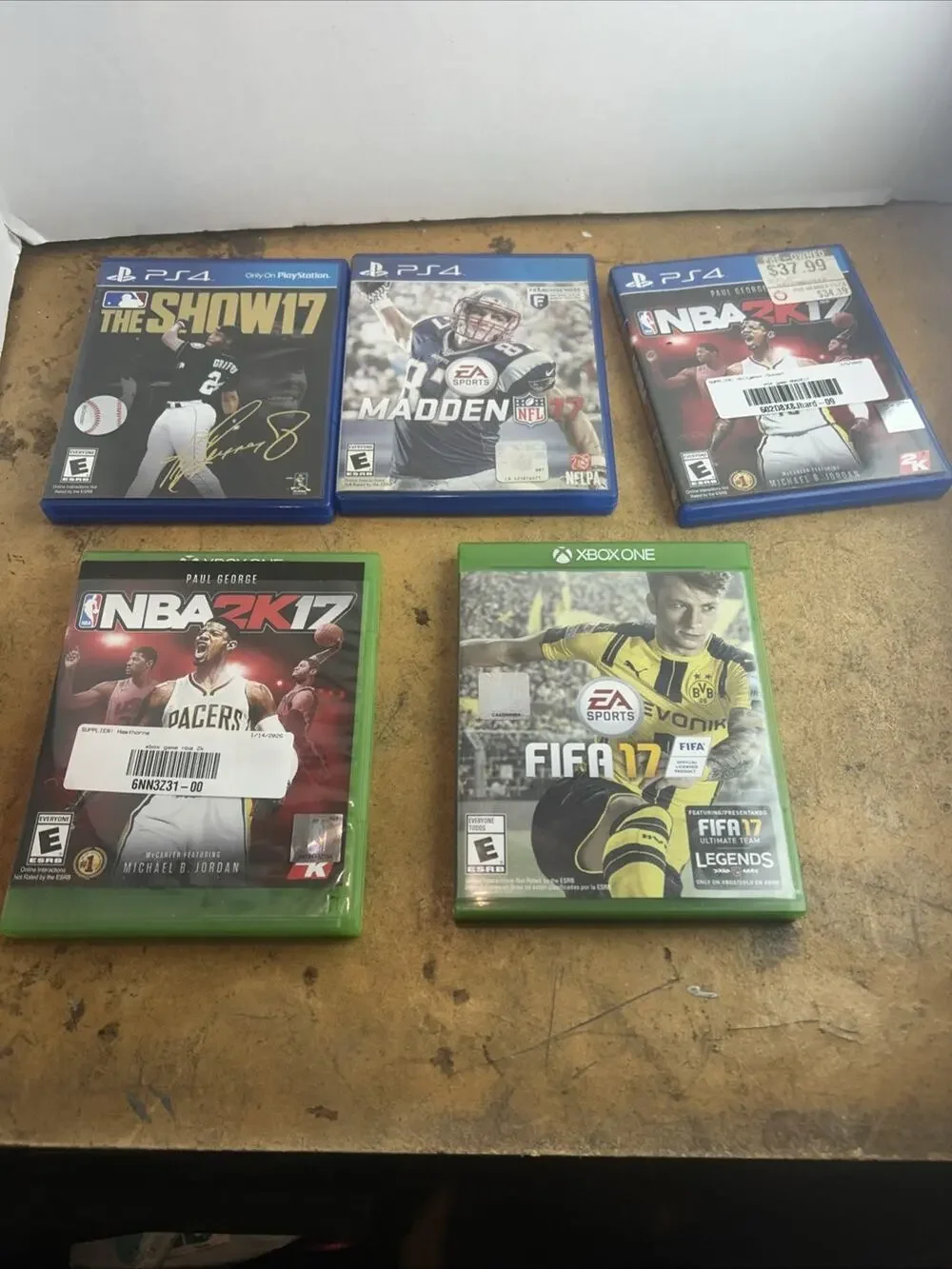 5 Game Bundle Lot PS4 Xbox One NBA 2k Madden FIFA MLB The Show 17